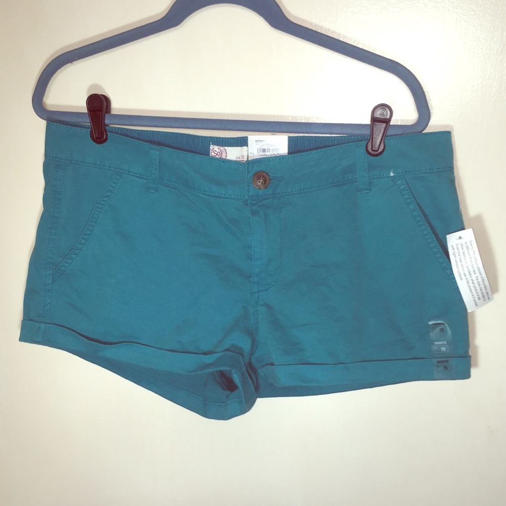 NWT teal low rise stretch chino shortie short